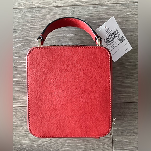 NWT Kate Spade x Disney Cruella De Vil Crossbody and Cosmetic Bag. NWOT Wallet. - Picture 4 of 12